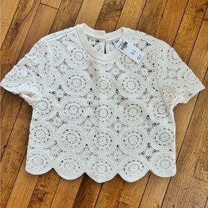 Abercrombie & Fitch crochet crop top. Ivory XS Brand new with tags.